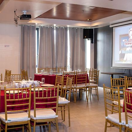 Levo Hotel Urdaneta Dış mekan fotoğraf