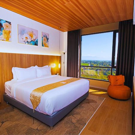 Levo Hotel Urdaneta Dış mekan fotoğraf